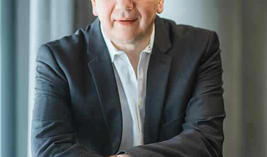 Martin Gattung: Future Star für Altersvorsorge, Longevity und nachhaltige Zukunft Martin Gattung: Future Star für Altersvorsorge, Longevity und nachhaltige Zukunft